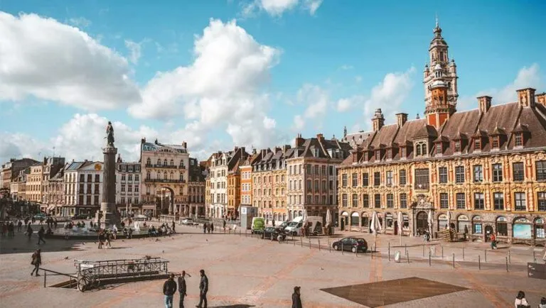 Lille  (59000)