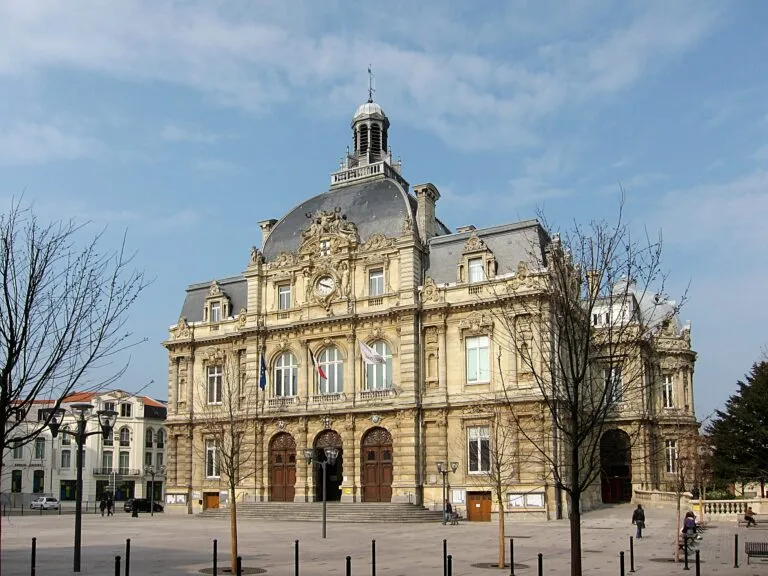 Tourcoing  (59200)